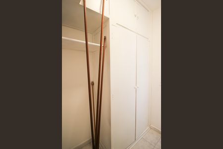 Apartamento à venda com 102m², 3 quartos e 1 vaga Apartamento à venda com 102m², 3 quartos e 1 vagaQuarto de Serviço