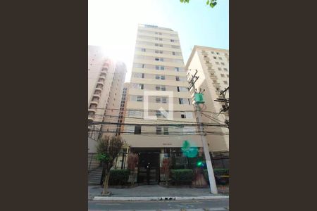 Apartamento à venda com 102m², 3 quartos e 1 vaga Apartamento à venda com 102m², 3 quartos e 1 vagaFachada