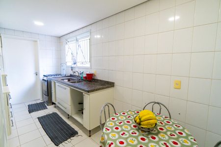 Apartamento à venda com 104m², 3 quartos e 2 vagasCozinha