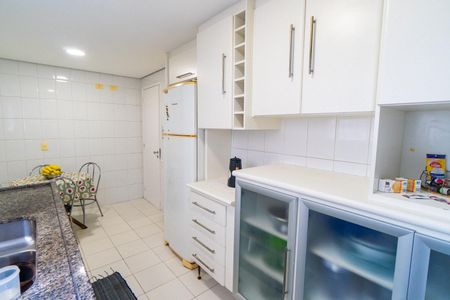 Apartamento à venda com 104m², 3 quartos e 2 vagasCozinha