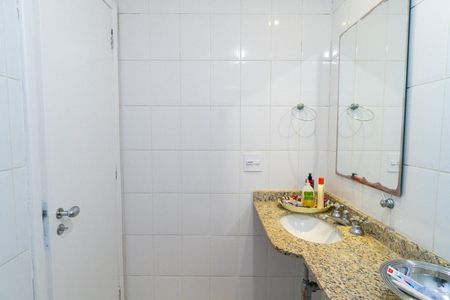 Apartamento à venda com 104m², 3 quartos e 2 vagasBanheiro da Suíte