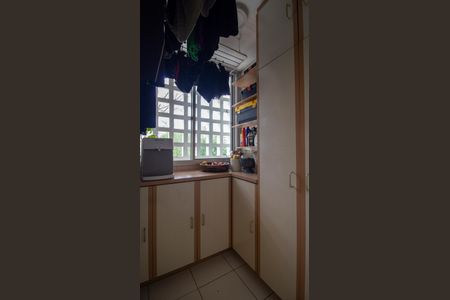 Apartamento à venda com 205m², 4 quartos e 3 vagasCozinha e Área de Serviço