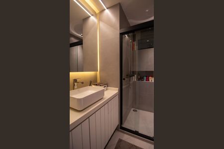 Apartamento à venda com 205m², 4 quartos e 3 vagasBanheiro Social