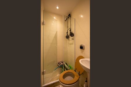 Apartamento à venda com 205m², 4 quartos e 3 vagasBanheiro de Serviço