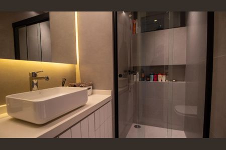 Apartamento à venda com 205m², 4 quartos e 3 vagasBanheiro Social
