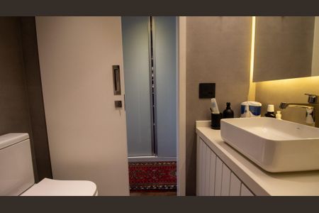 Apartamento à venda com 205m², 4 quartos e 3 vagasBanheiro Social