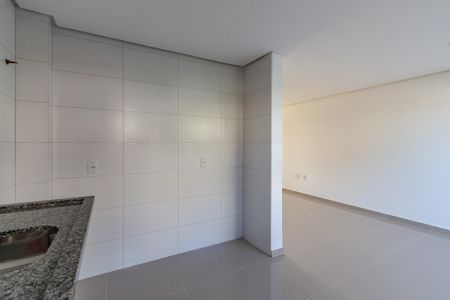Casa à venda com 179m², 3 quartos e 2 vagasCozinha e Área de Serviço