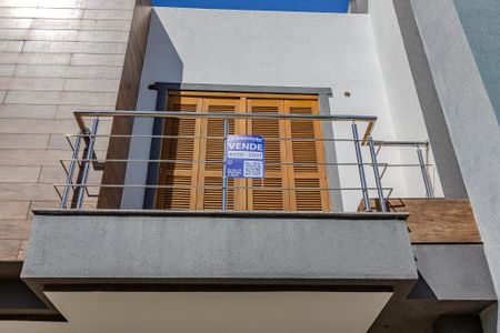 Casa à venda com 179m², 3 quartos e 2 vagasPlaca
