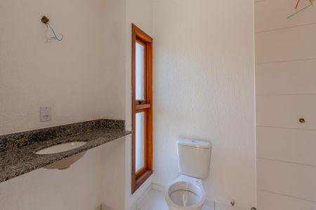 Casa à venda com 179m², 3 quartos e 2 vagasBanheiro da Suíte 1