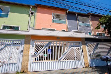 Casa à venda com 243m², 3 quartos e 5 vagasFachada e Placa