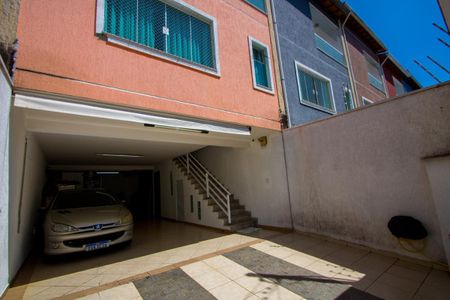 Casa à venda com 243m², 3 quartos e 5 vagasÁrea externa