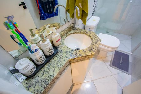 Casa à venda com 243m², 3 quartos e 5 vagasBanheiro social