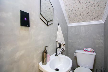 Casa à venda com 243m², 3 quartos e 5 vagasLavabo