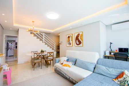 Casa à venda com 243m², 3 quartos e 5 vagasSala