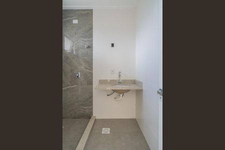 Casa de condomínio à venda com 154m², 3 quartos e 3 vagasBanheiro da Suíte