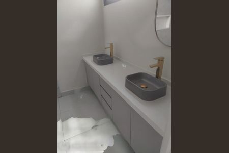 Apartamento à venda com 180m², 4 quartos e 4 vagas