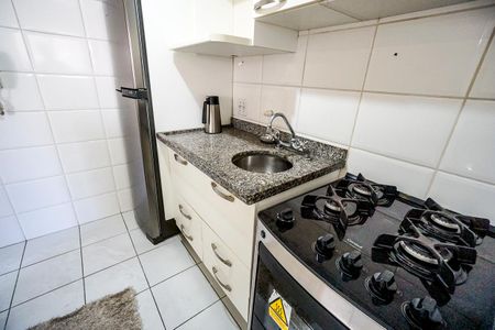 Apartamento à venda com 70m², 1 quarto e 2 vagasPia e fogão