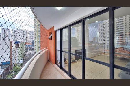 Apartamento à venda com 96m², 3 quartos e 2 vagasVaranda