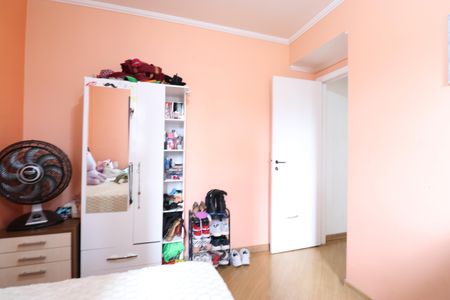 Apartamento à venda com 96m², 3 quartos e 2 vagasQuarto 2