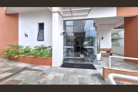 Apartamento à venda com 96m², 3 quartos e 2 vagasFachada