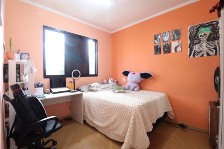 Apartamento à venda com 96m², 3 quartos e 2 vagasQuarto 2