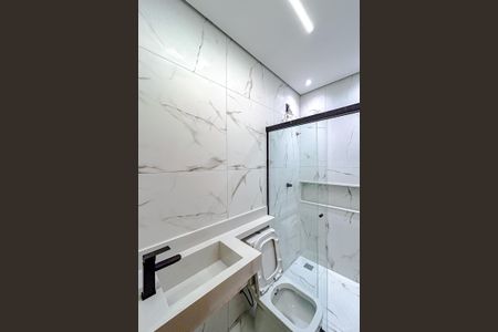 Casa à venda com 160m², 3 quartos e 5 vagasBanheiro da Suíte 2