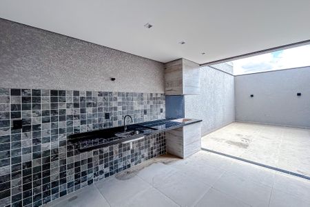 Casa à venda com 160m², 3 quartos e 5 vagasÁrea gourmet