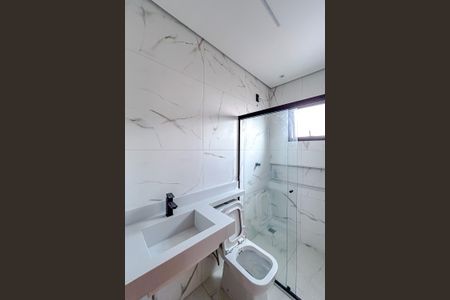 Casa à venda com 160m², 3 quartos e 5 vagasBanheiro da Suíte 3