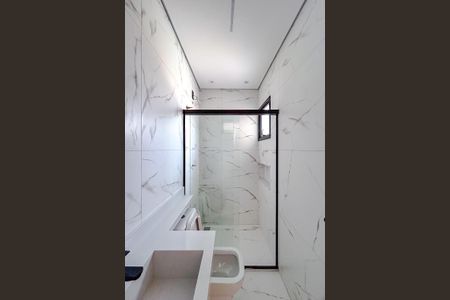 Casa à venda com 160m², 3 quartos e 5 vagasBanheiro da Suíte 1