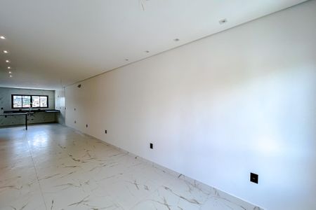 Casa à venda com 160m², 3 quartos e 5 vagasSala