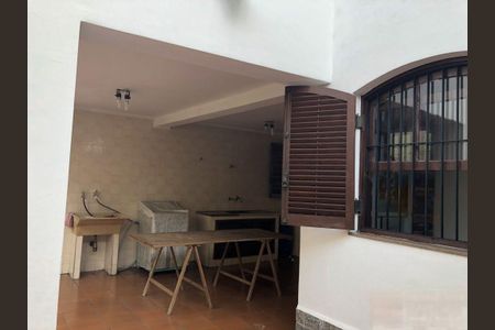 Casa à venda com 200m², 5 quartos e 2 vagas