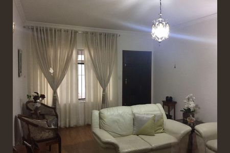 Casa à venda com 200m², 5 quartos e 2 vagas