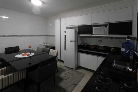 Casa para alugar com 100m², 3 quartos e 3 vagasCozinha