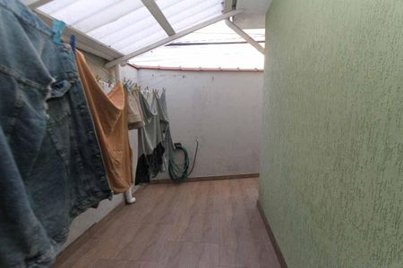Casa para alugar com 100m², 3 quartos e 3 vagasCorredor Externo 