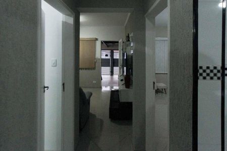 Casa para alugar com 100m², 3 quartos e 3 vagasCorredor 