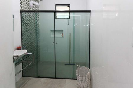 Casa para alugar com 100m², 3 quartos e 3 vagasBanheiro Social