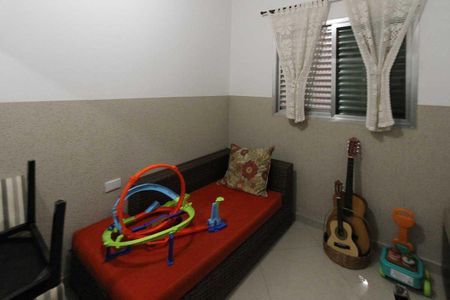 Casa para alugar com 100m², 3 quartos e 3 vagasQuarto 2