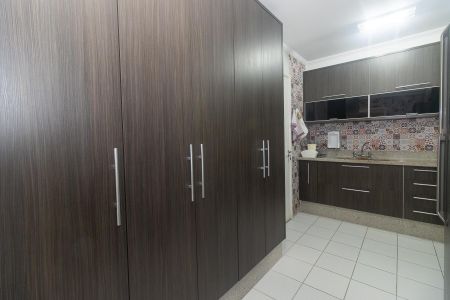 Apartamento à venda com 142m², 3 quartos e 3 vagas Apartamento à venda com 142m², 3 quartos e 3 vagasCozinha