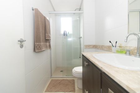 Apartamento à venda com 142m², 3 quartos e 3 vagas Apartamento à venda com 142m², 3 quartos e 3 vagasBanheiro 2