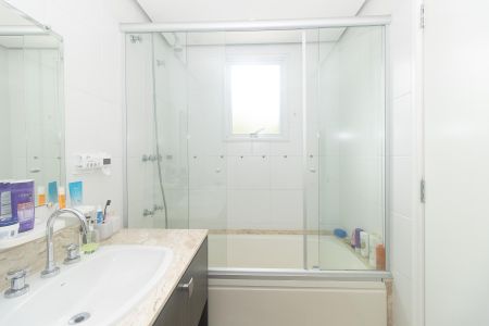 Apartamento à venda com 142m², 3 quartos e 3 vagas Apartamento à venda com 142m², 3 quartos e 3 vagasBanheiro 3