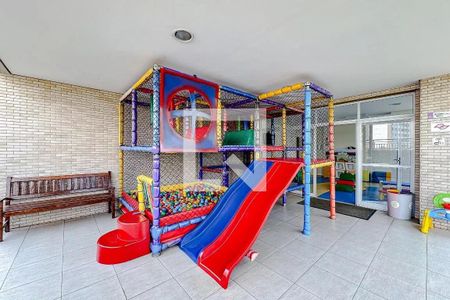 Apartamento à venda com 142m², 3 quartos e 3 vagas Apartamento à venda com 142m², 3 quartos e 3 vagasÁrea comum