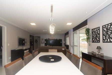 Apartamento à venda com 142m², 3 quartos e 3 vagas Apartamento à venda com 142m², 3 quartos e 3 vagasSala