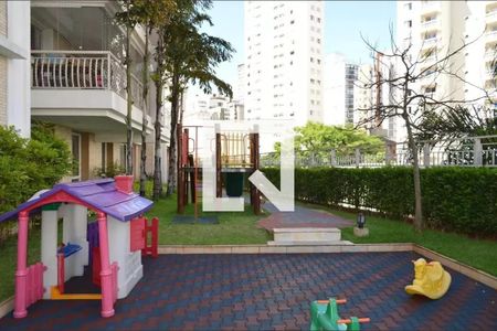 Apartamento à venda com 142m², 3 quartos e 3 vagas Apartamento à venda com 142m², 3 quartos e 3 vagasÁrea comum