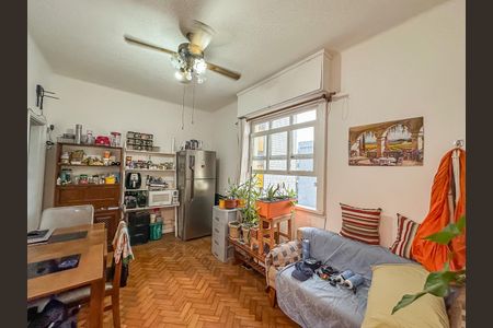 Apartamento à venda com 42m², 1 quarto e sem vagaSala