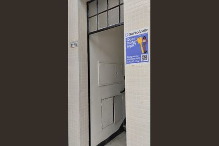 Studio para alugar com 25m², 1 quarto e sem vaga Studio para alugar com 25m², 1 quarto e sem vagaPlaca