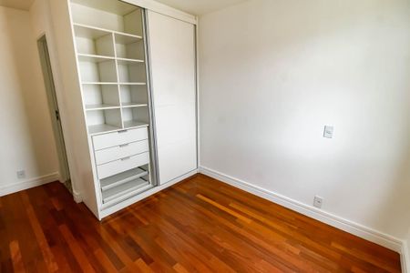 Apartamento para alugar com 145m², 4 quartos e 3 vagas Apartamento para alugar com 145m², 4 quartos e 3 vagasQuarto 3