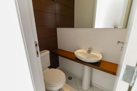 Apartamento para alugar com 145m², 4 quartos e 3 vagas Apartamento para alugar com 145m², 4 quartos e 3 vagasLavabo