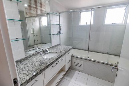 Apartamento para alugar com 145m², 4 quartos e 3 vagas Apartamento para alugar com 145m², 4 quartos e 3 vagasBanheiro