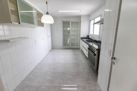 Apartamento para alugar com 145m², 4 quartos e 3 vagas Apartamento para alugar com 145m², 4 quartos e 3 vagasCozinha