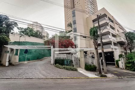 Apartamento para alugar com 145m², 4 quartos e 3 vagas Apartamento para alugar com 145m², 4 quartos e 3 vagasFachada
